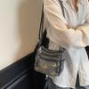 Embroidered Denim Messenger Bag Multi-compartment Summer Change Mobile Phone Bag Fashionable and Simple 2025 Summer New Small Square Bag