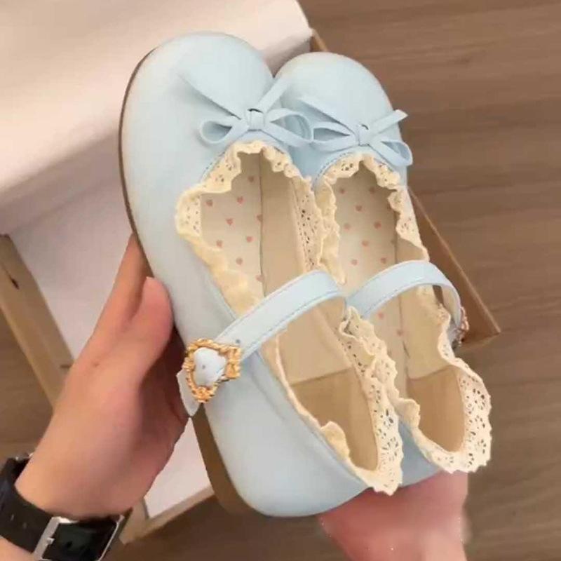 Girl's Heart Flower One-word Buckle Mary Jane Shoes Spring 2025 New Daily Casual Versatile Skirt Small Leather Shoes