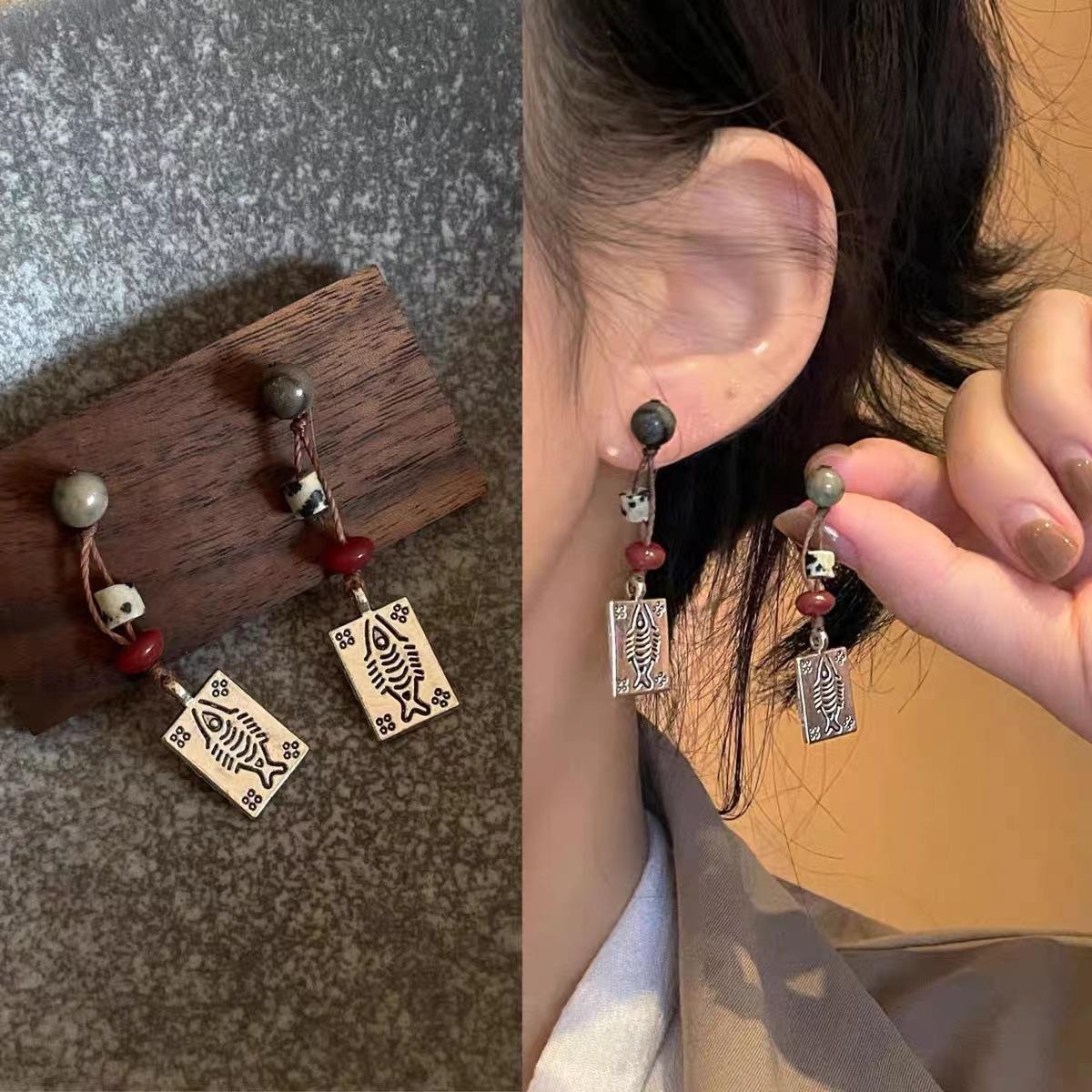 

Жіночі сережки-довгі антикварні сережки з китицями та підвісками One Size