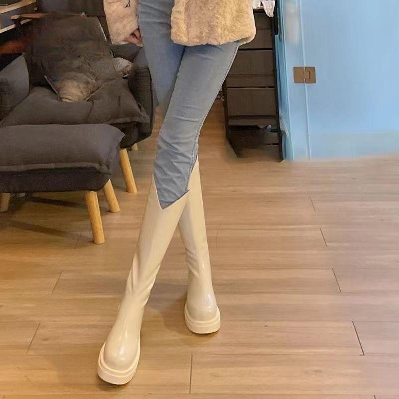 Korean version of V-mouth knight boots for women, small 2025 new high tube thick-soled boots, but knee boots, long boots for women ins tide