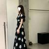 Summer French V-neck floral dress women's short-sleeved waist pendulum long dress flowers show thin vacation gentle temperament