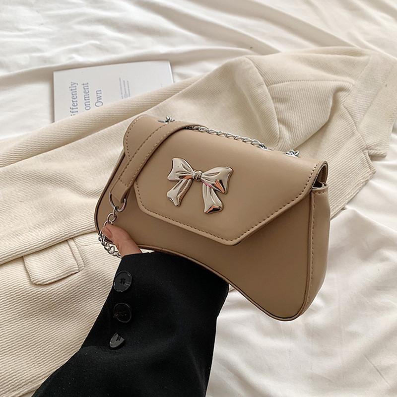 Fashionable Casual Crossbody Bag Trendy Commuter Bag For Women In Summer Stylish Design