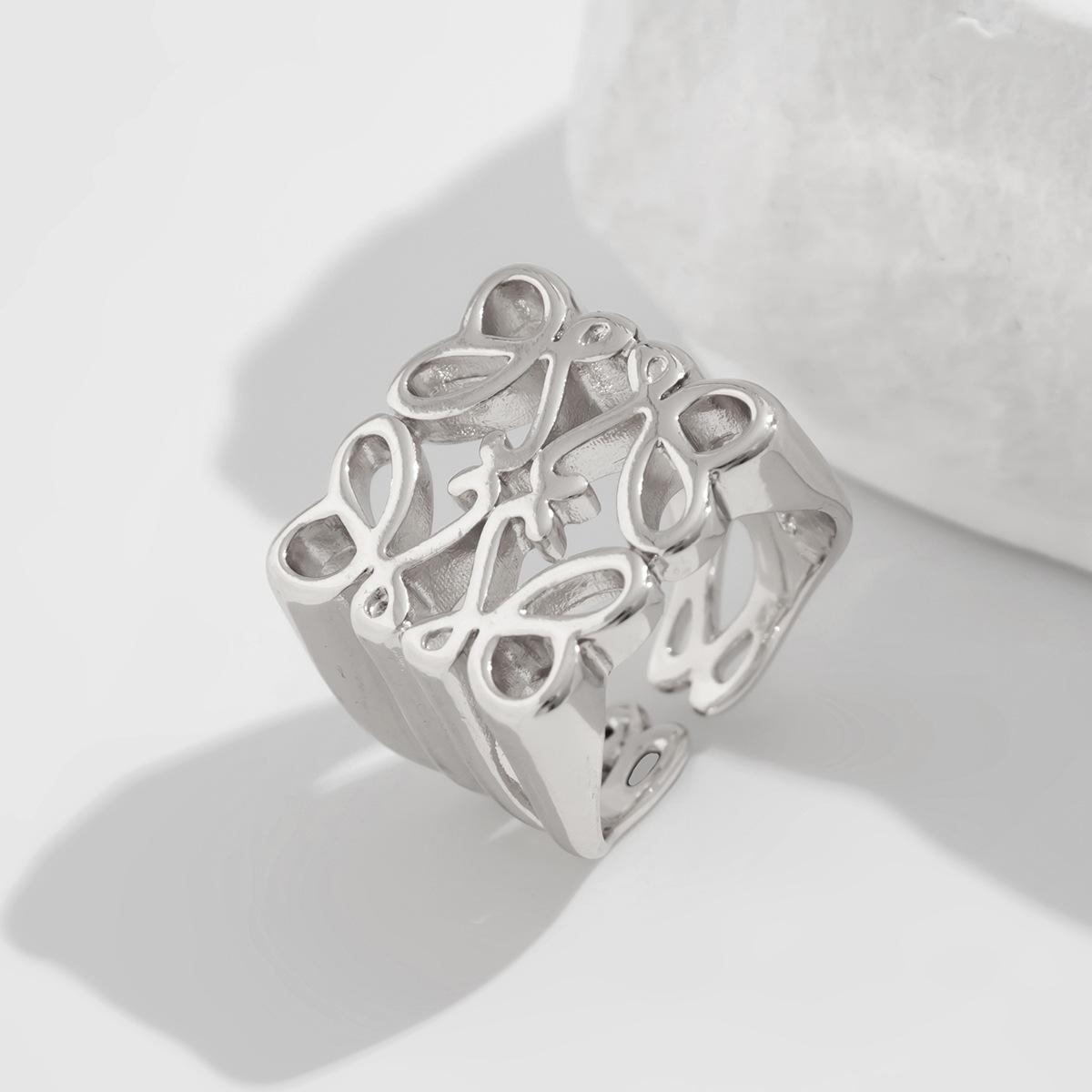 

Кольцо из сплава Cold Wind, нестандартные креативные квадратные полые кольца, набор новых модных колец в литературном ретро-стиле, легкое роскошное женское кольцо для поездок на работу