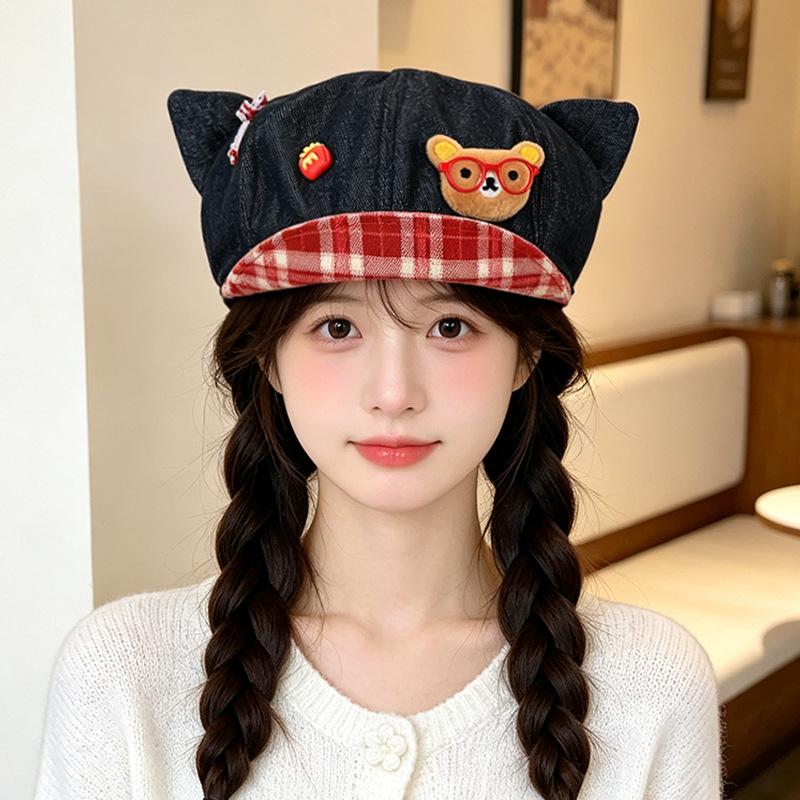 Sweet and cute bear peaked cap children autumn and winter outdoor travel versatile face small star anise beret