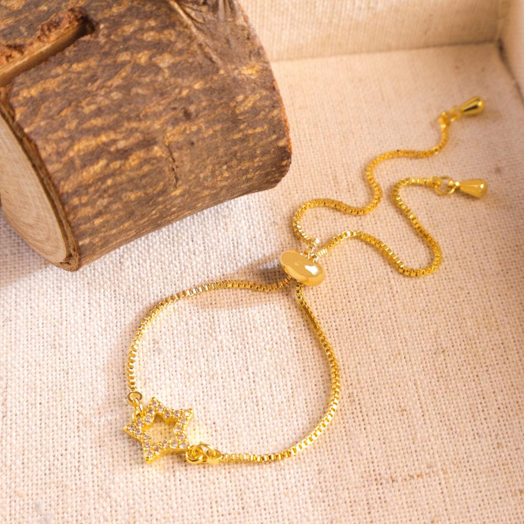 Necklace Women's Light Luxury Niche Star Moon Necklace Bracelet Combination Simple Fashion Exquisite High-end Versatile Accessories