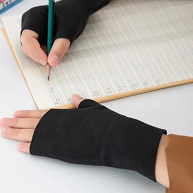 1 Pair German Velvet-Like Touchscreen Gloves - Winter Warm Half-Finger Fingerless Glove,Soft Palm for Smartphones/Tablets