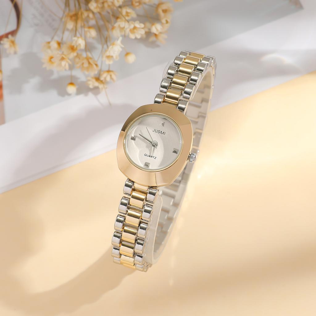 Fashionable Square Watch for Women Quartz Watch Antique Gold Steel Strip Quartz Watch
