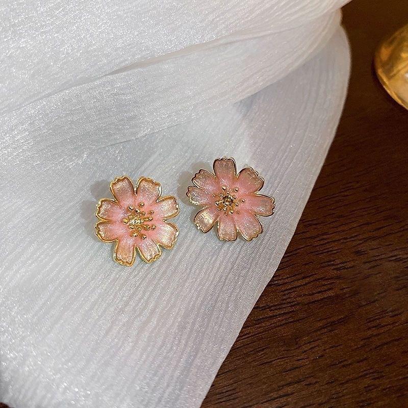 Sweet Super Fairy Pink Flower Earrings Feminine Gentle and Versatile Stud Earrings Temperament High-end Fashion Earrings Accessories