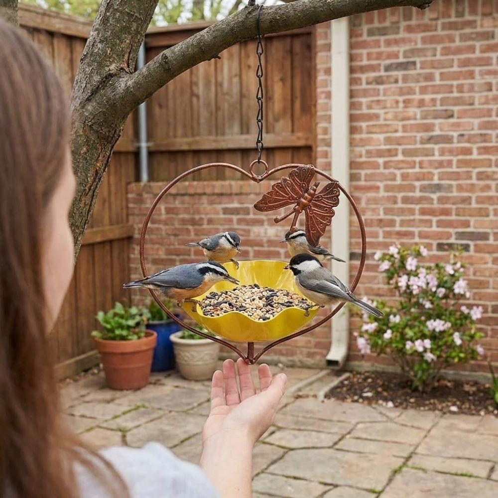 Wide-Mouth Heart Shape Bird Feeder Iron Art Retro Bird Bath Flower Bird Water Feeder Courtyard