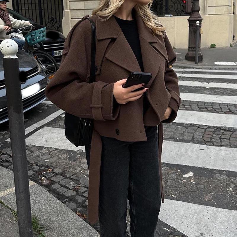 Dámská podzimní a zimní plus size zateplená bunda jednobarevná volného střihu s krátkou klopou svrchní oděv