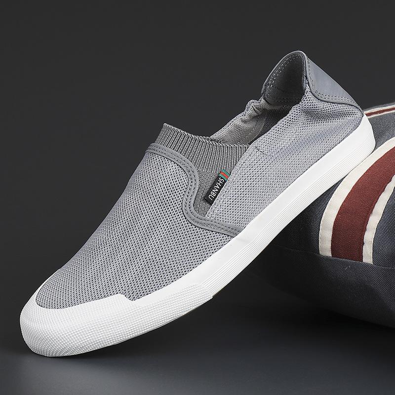 New Spring Mesh Breathable and Lightweight Men's Shoes Casual Shoes Soft Sole Slip-On Fashion for Men Sneakers Men