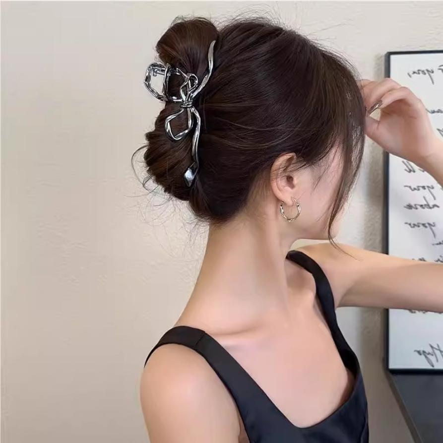 

Новые Женские Элегантные Геометрические Заколки-Клешни для Волос Винтажные Простые Зажимы для Волос Крупные Металлические Заколки-Автоматы Модные Аксессуары для Волос