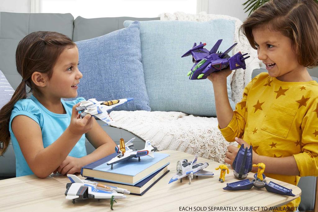 Mattel Disney Pixar Lightyear Hyperspeed Series Zyclops Space Pod Battle Damaged Zyclops Figure inches inches Toy for ages 4 and up & (3.78 long, 1.75