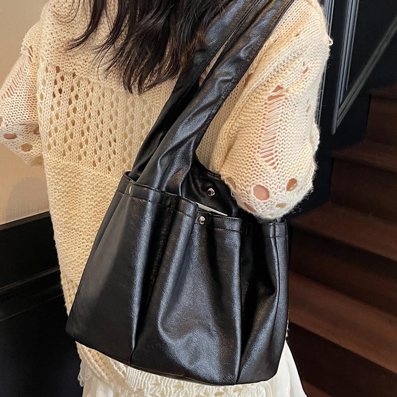 Korean Large-capacity Underarm Bag Women's Bag 2025 New Fashion Casual Shoulder Bag Pleated Portable Commuter Bag