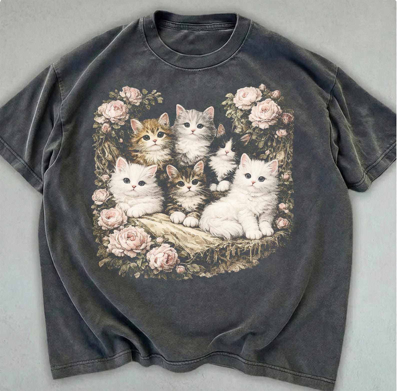 Retro Floral Kitten Shirt, Vintage Cottagecore Cat Graphic Tee 4XL