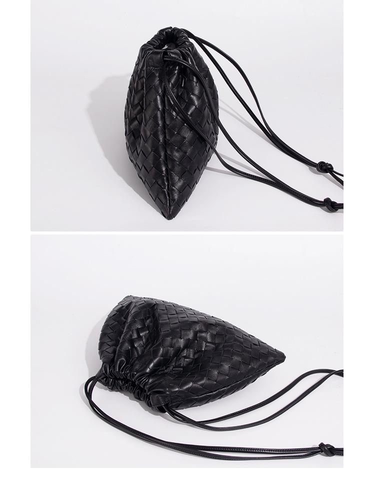 Large Lambskin Woven Commuter Shoulder Bag - Versatile, High-End Genuine Leather for Women.