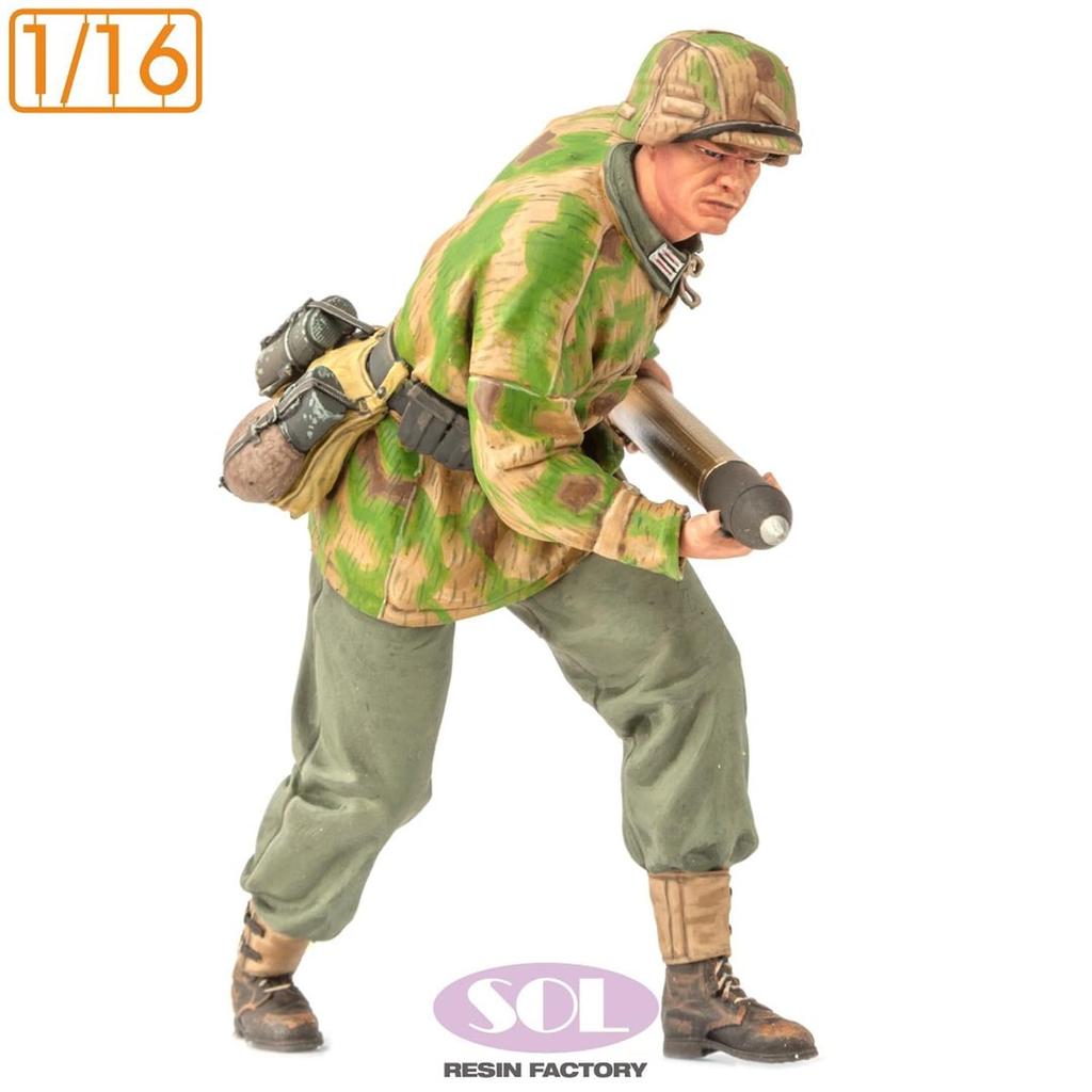 Sol Model 1/16 WWII German Anti-Tank Artillery Loader 1 3D Printer Kit MM887 (Man)