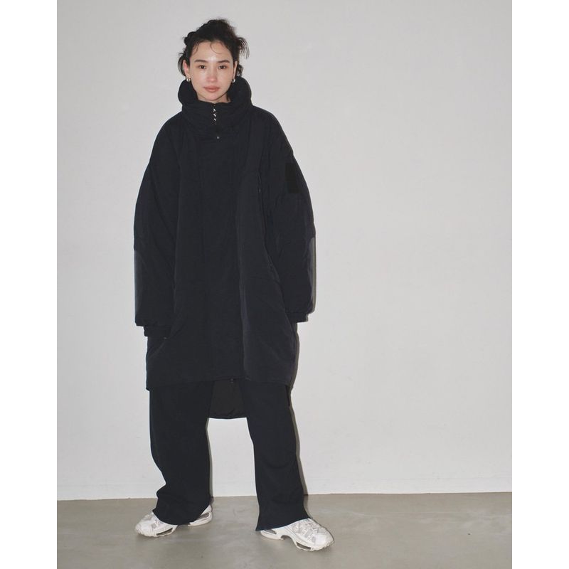 

Сегодняшний день Пальто пуховое средней длины, длинное, со стойкой, с капюшоном Black 38