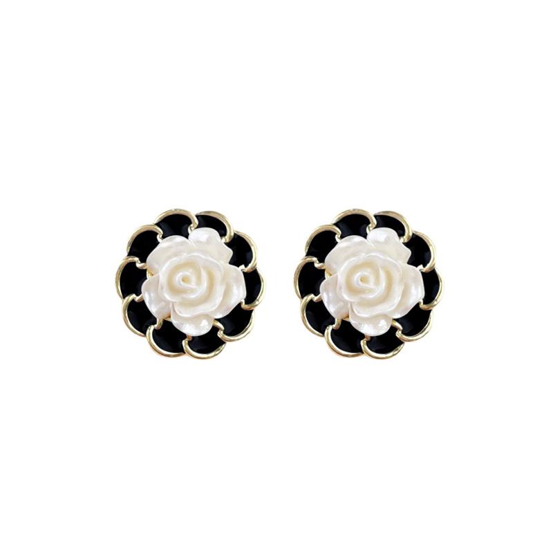 New Black Enamel Stud Earrings for Women White Acrylic Flower Korean Fashion Lovely Girls Ear Accessories Brincos 2025