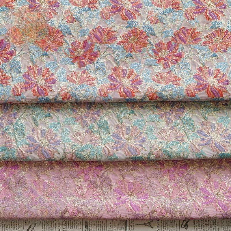 100x140cm Retro Floral Geprägter Jacquardstoff Palaststil Atemberaubendes Floralmuster Garngefärbter Stoff Zum Nähen von Kleidung Kleid