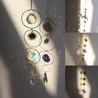Campanello Eolico in Cristallo Artificiale Stella Luna Ciondolo Sole Acchiappasole Placcato Perline Colorate Goccia Pendente da Appendere per Decorazione Giardino Interno Esterno