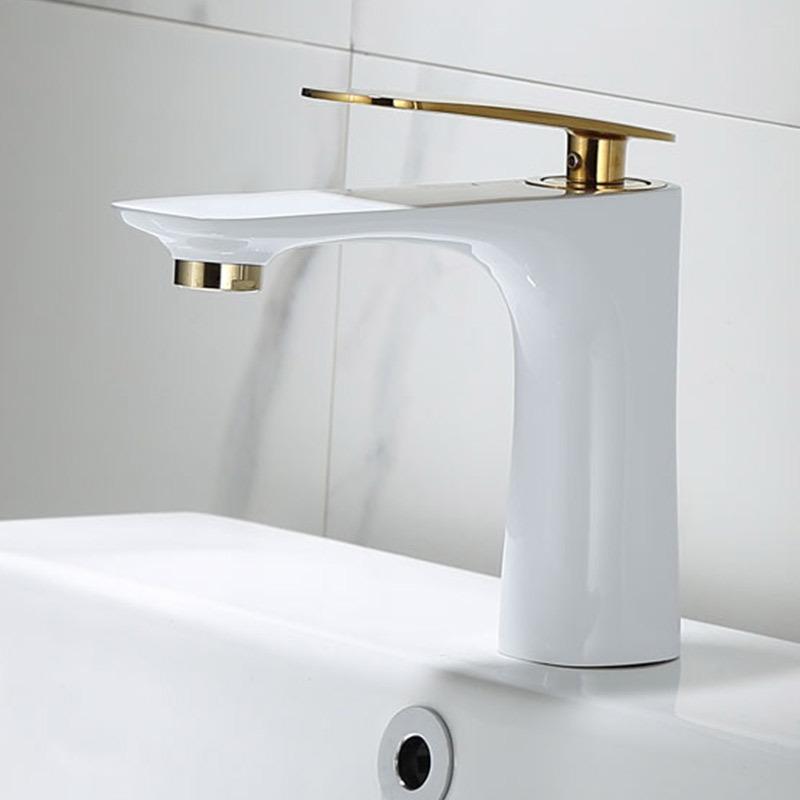 Brass Black Bathroom Basin Faucet Cold And Hot Mixer Water Tap Deck Mounted Single Handle Sink Faucet Crane Bathroom Tap