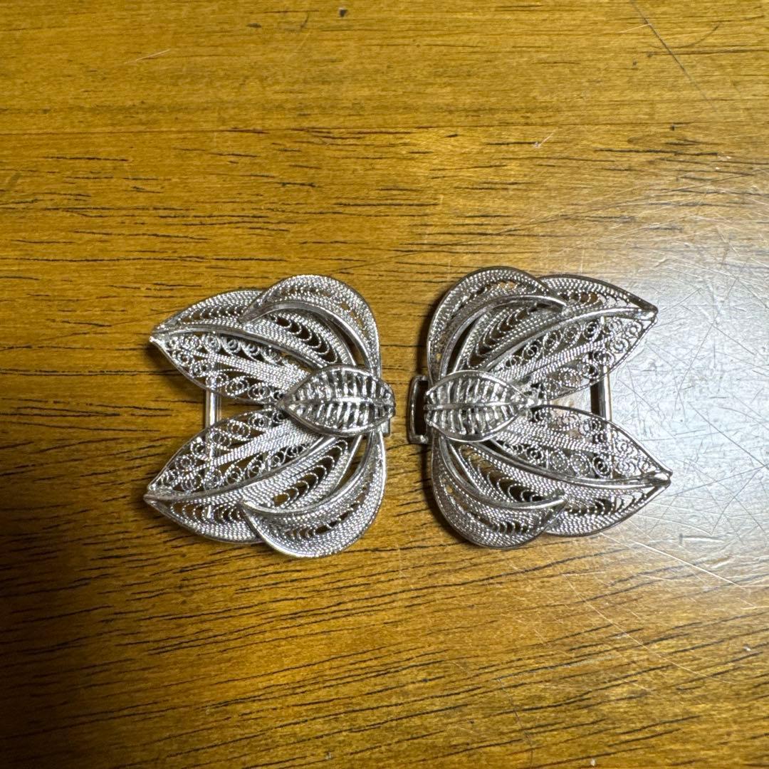 Used Silver filigree feather clasp closure