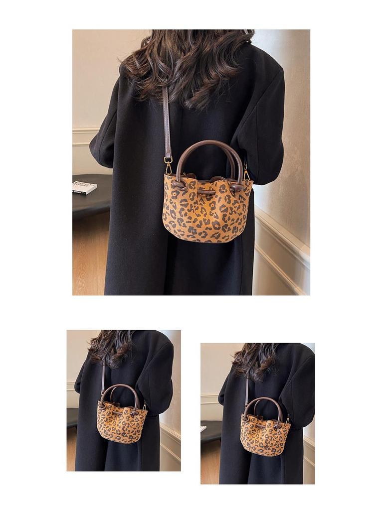 Luxury Suede Tote & Bucket Bag: Stylish Mother-Child Shoulder/Crossbody with Ruched Design