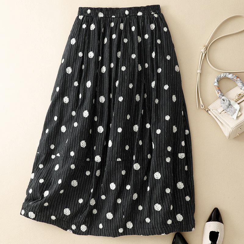 

2025 Polka Dot Quilted A-line Women s Skirt - Black, Warm, Trendy, Autumn/Winter 2X Large