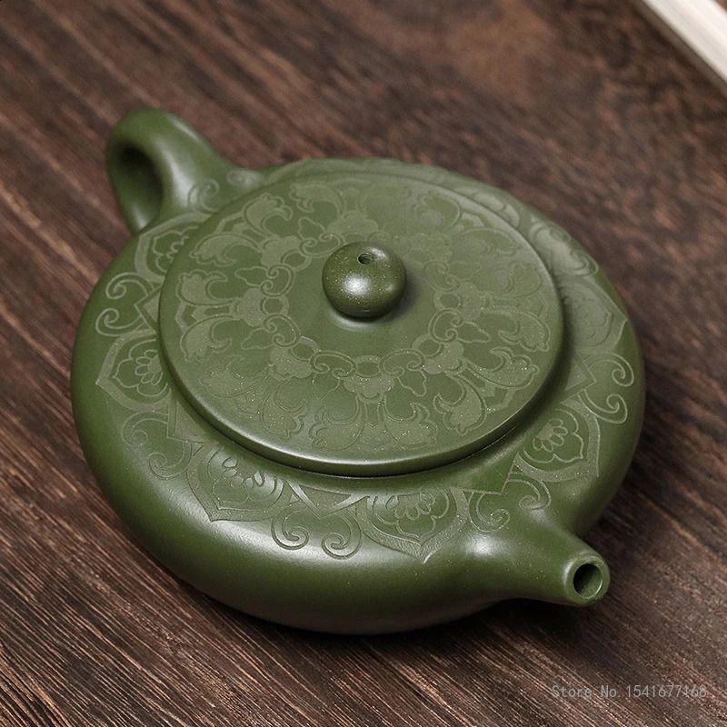 170CC Handgefertigter Grüner Schlamm Kessel Yixing Lila Ton Handgeschnitzte Flache Morgen Teekanne Puer Tee Set Kung Fu Teegeschirr Chinesisch 1Stk 24082