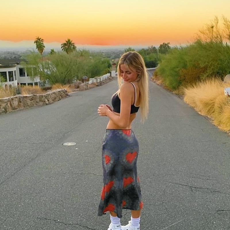 Женская полуюбка с принтом Love — фото 7