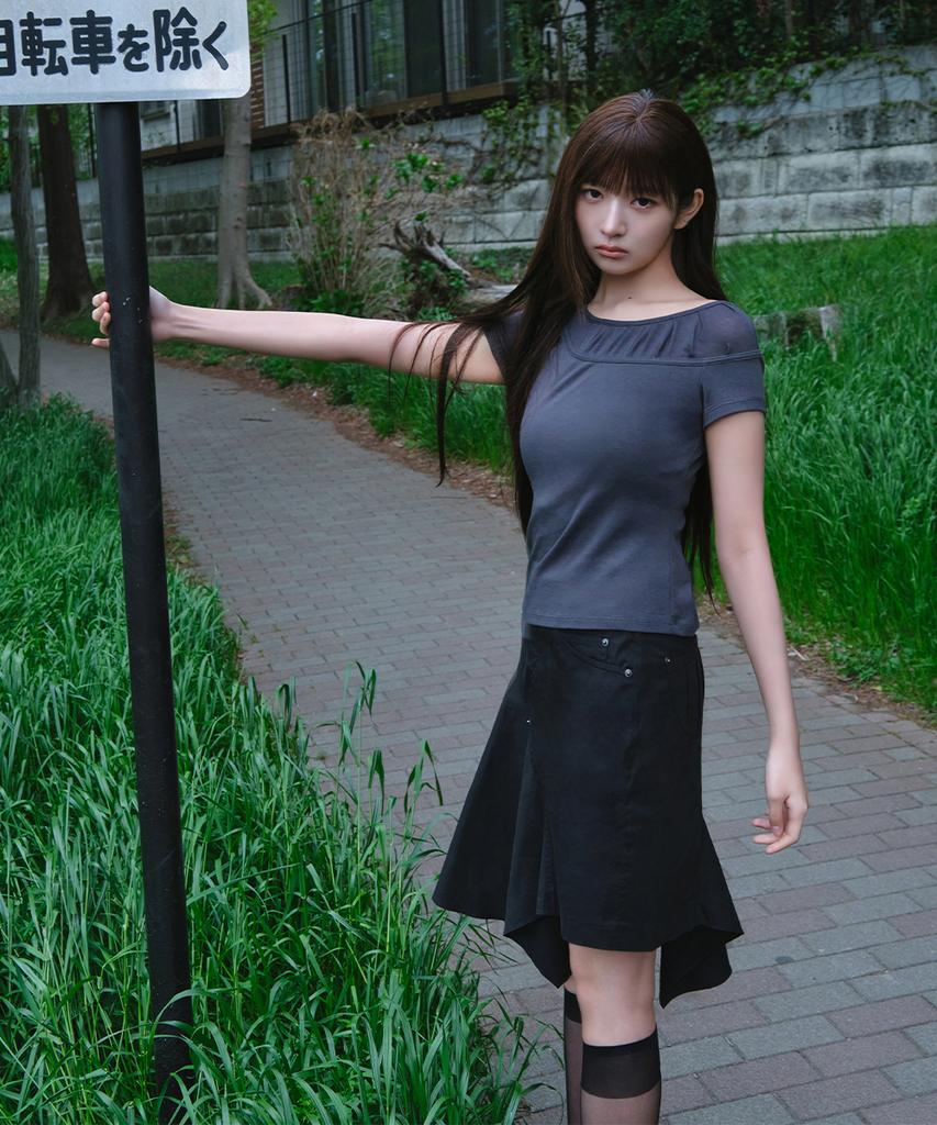 Miseki Seoul One Side Draped Midi Skirt Black