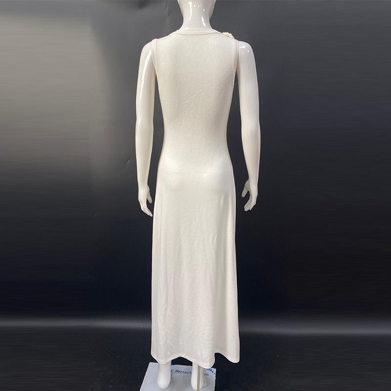 Длинное трикотажное платье с V-образным вырезом — фото 9