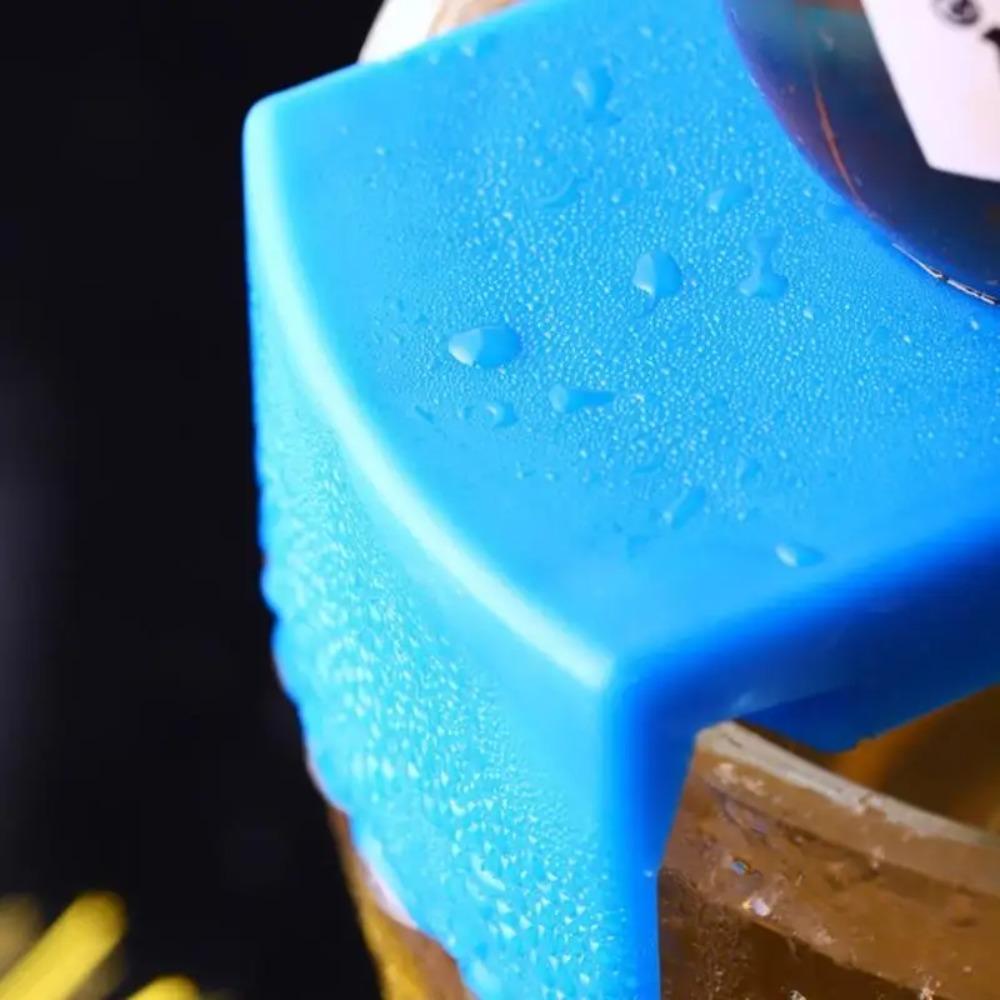 5Pcs Plastic Cocktail Bottle Buckle Thicken Beer Drink Upside Down Clip Beer Bottle Holders Club