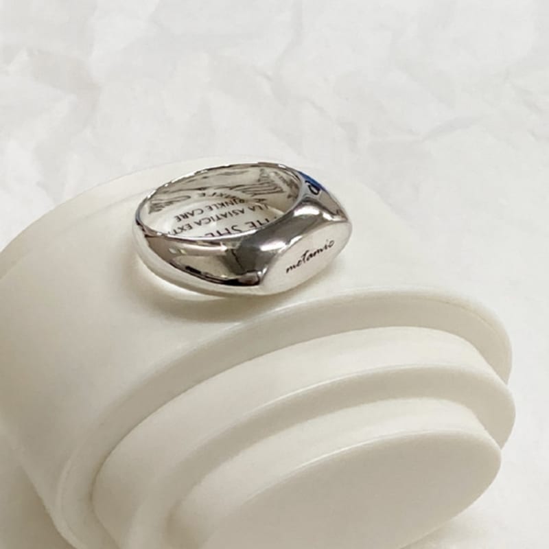 Metamic Signature Ring