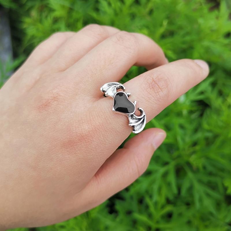Gothic for Soul Ring Black Red Heart Demon Wing Ring High Polish Finger Ring Wedding Band Cocktail Party Promise Ring