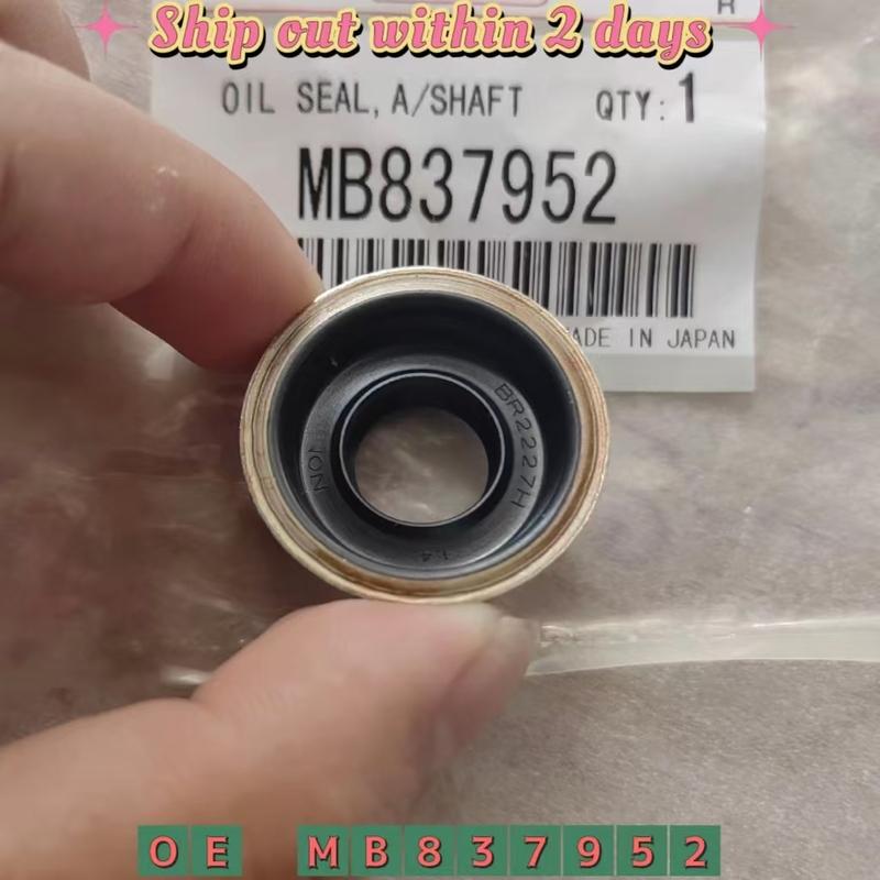 Front Axle Wheel Drive Motor Oil Seal MB837952 For Mitsubishi Paiero Montero V23W V33W V43W V45W K96W H76W H77W 1 PC