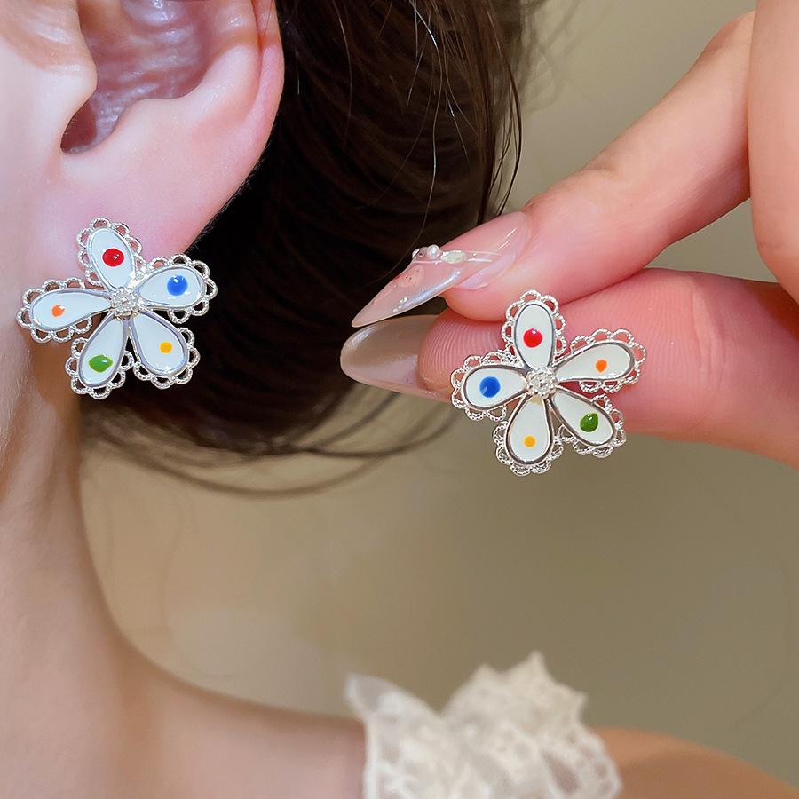 Silver Needle Zirconia Pearl Enamel Polka Dot Flower Stud Earrings - Fashionable and Cute Women's Accessories