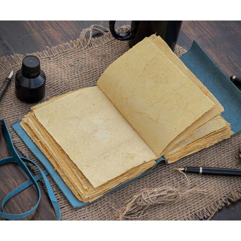 Luna Moth Custom Leather Journal Personalização gratuita 5" x 7" sem forro