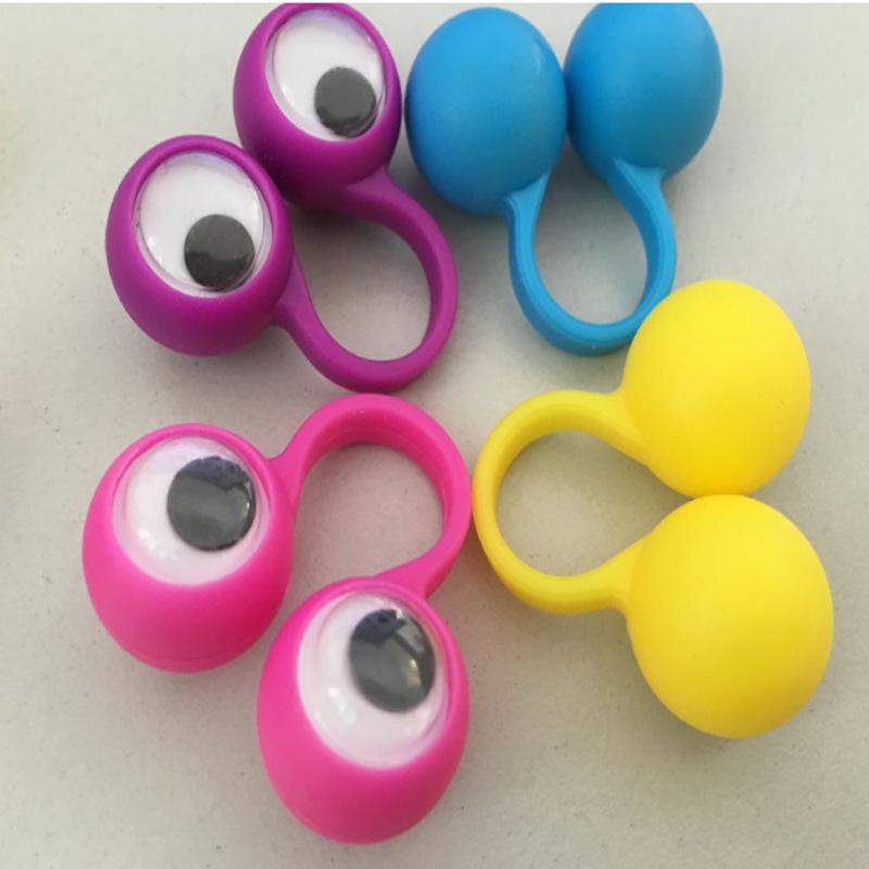 Big Eyes Prank Ring Toy - Realistic Novelty Gadget for Parties & Festivals