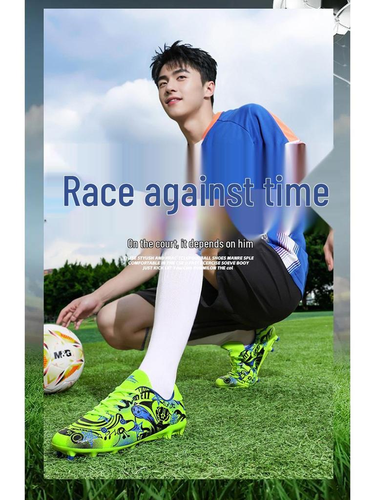 Children's Professional Football Training Shoes with Long Spikes for Boys and Girls - Medium and Large Sizes