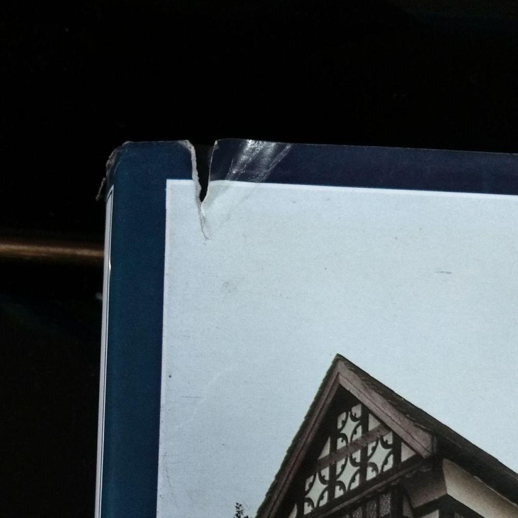 [USED] A History of the English House