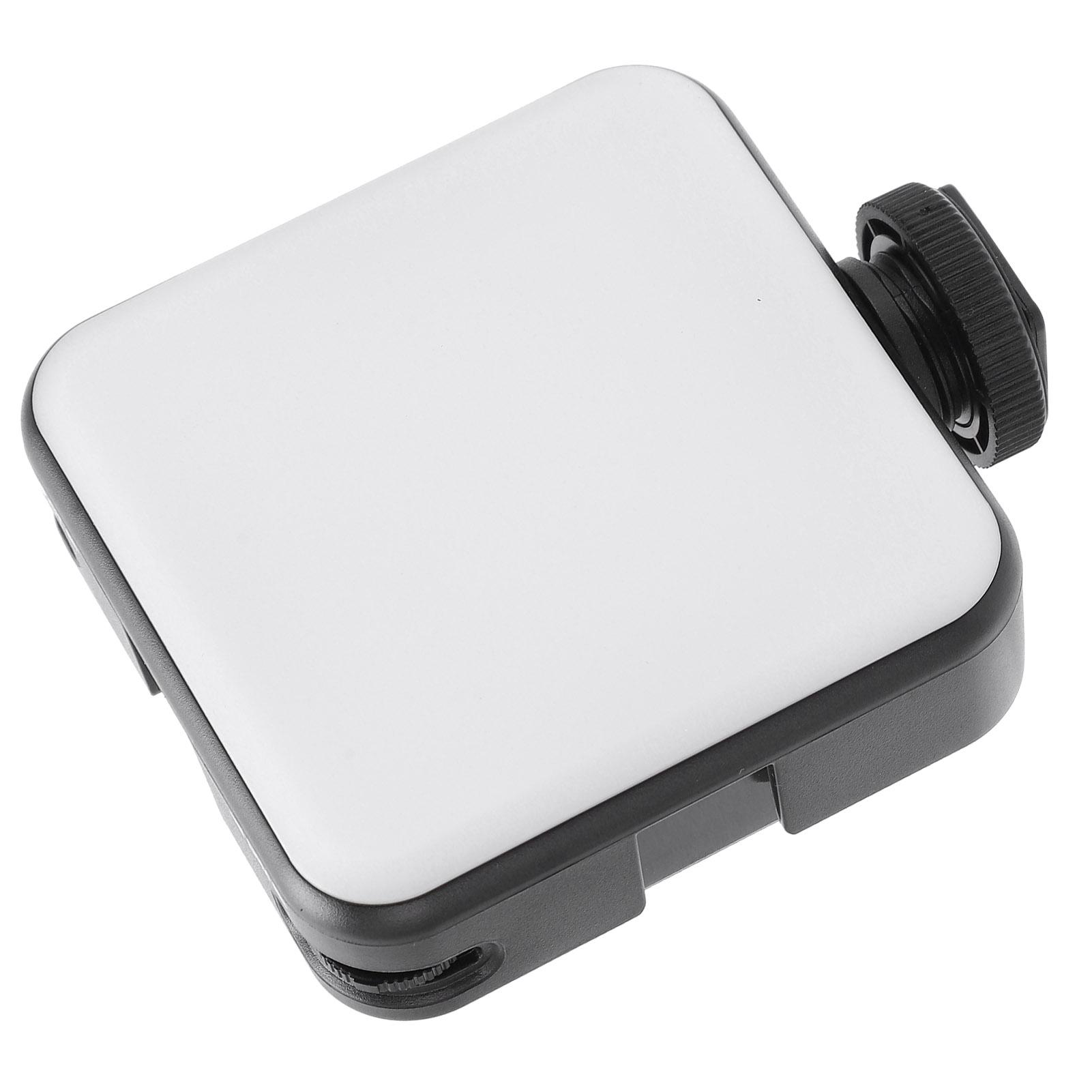 

Портативная RGB видеолампа 2000 мАч перезаряжаемая светодиодная камера 360 градусов полноцветный свет 2500‑9000K с 3