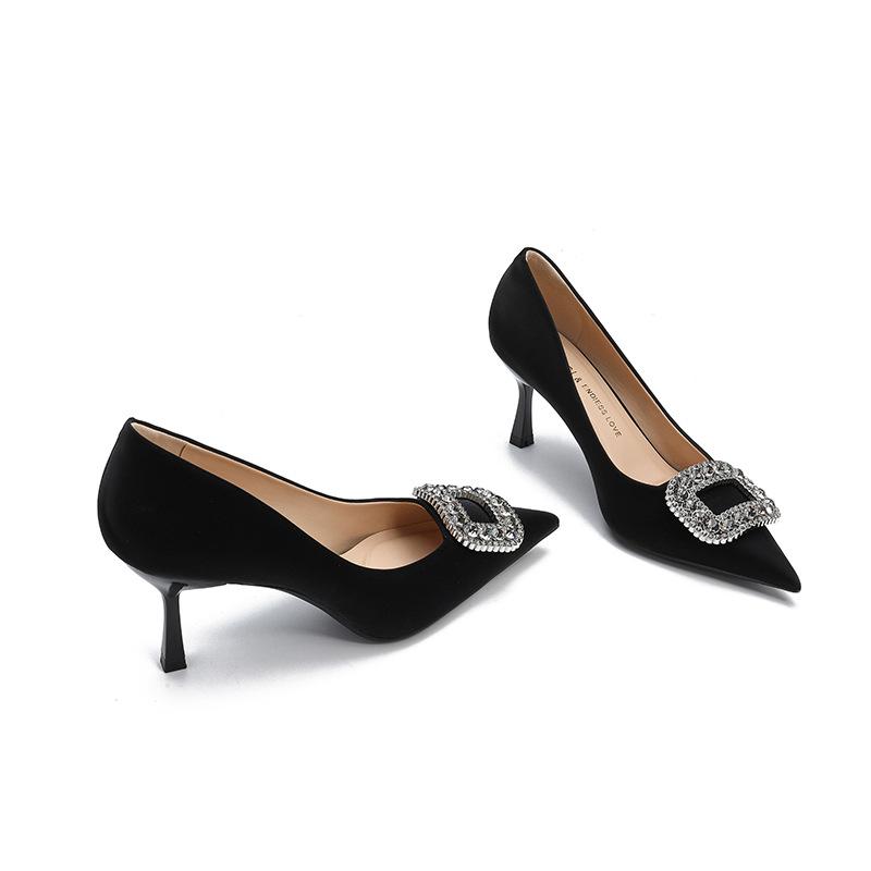 Schuhe Damen Pure Desire Wind 2025 Neu Strass Quadratische Schnalle High Heels Damen Spitzkopf Flacher Ausschnitt Pendeln Dünner Absatz Französische Einzelne Schuhe