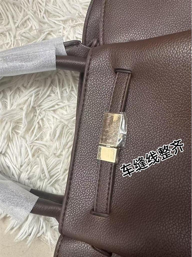 Demellier Wing Large Genuine Leather Tote Handbag