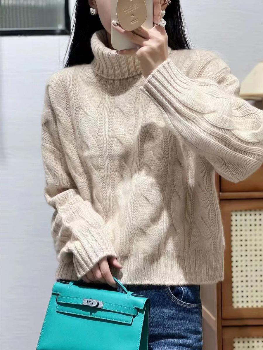 

Женский свитер петит во французском стиле, толстой вязки «косы», с высоким воротом из шерсти Large бежевый