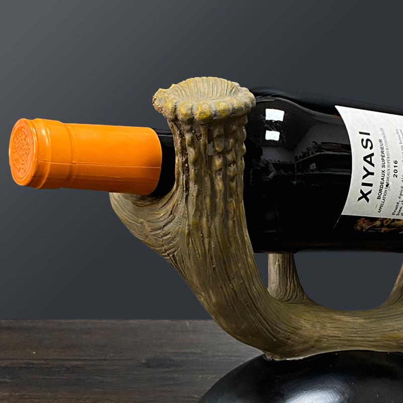 Retro American Wine Cabinet Decor: Creative Desktop & Living Room Ornaments
