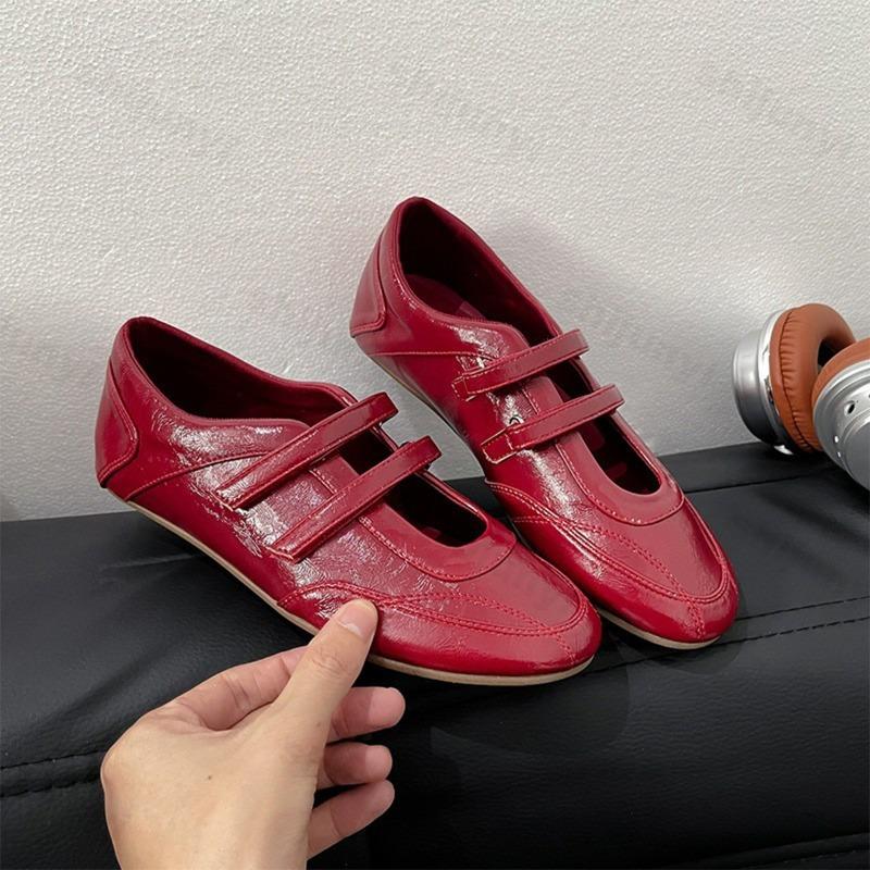 Damskie Baleriny 2026 Lato Jesień Sukienka Miękka Skóra Eleganckie Retro Okrągły Nosek Buty Mary Jane Buty Casualowe Outdoor