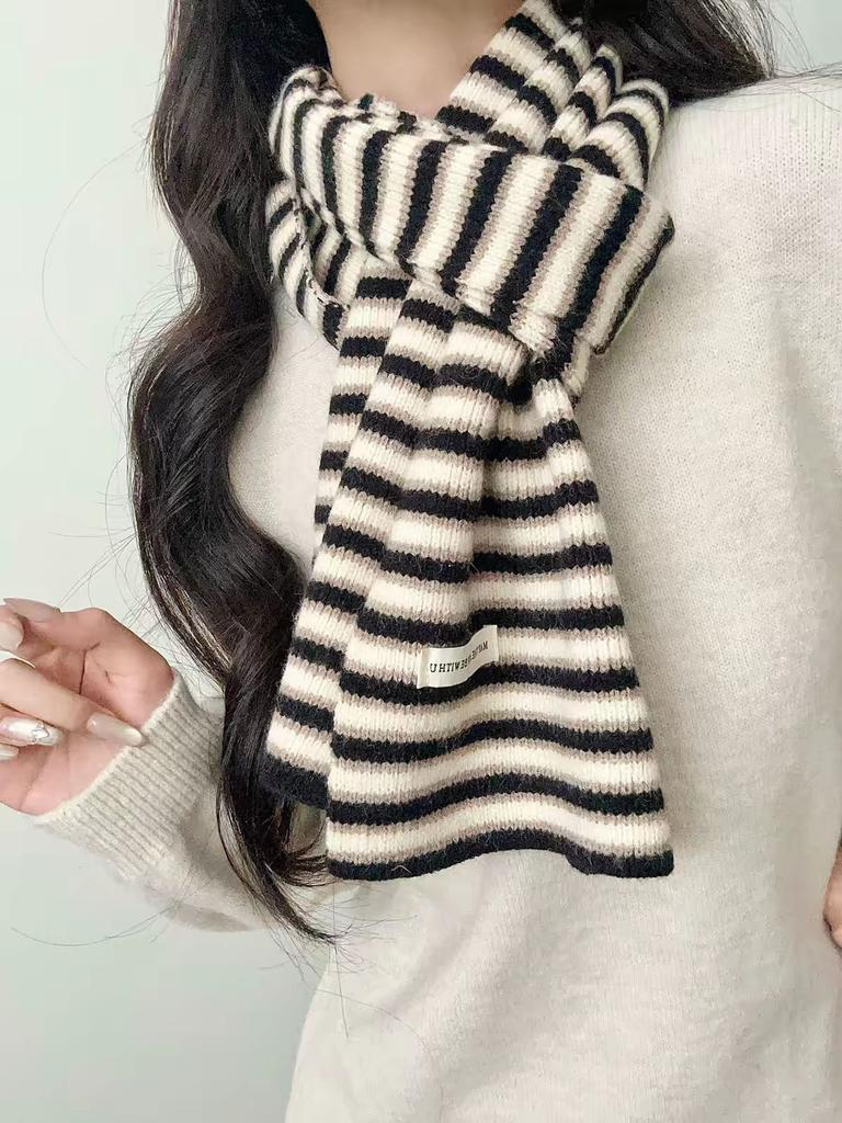 Bright knitted striped scarf female fashion student couple autumn and winter soft Confucian wool atmosphere contrasting color scarf new