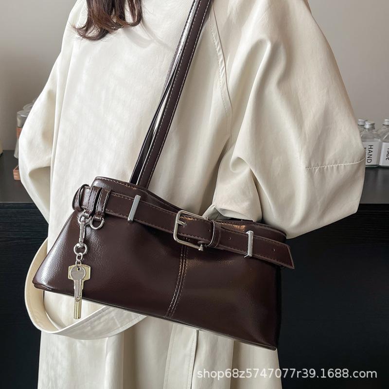 Korean Niche Design Key Bag, High-end Sense Retro Versatile Armpit Bag 2025 Autumn and Winter New Simple Bag Women
